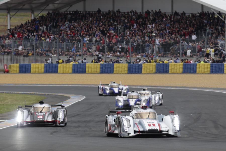  Audi R18 Le Mans 24hr 2012 года  (фото 40 из 43)